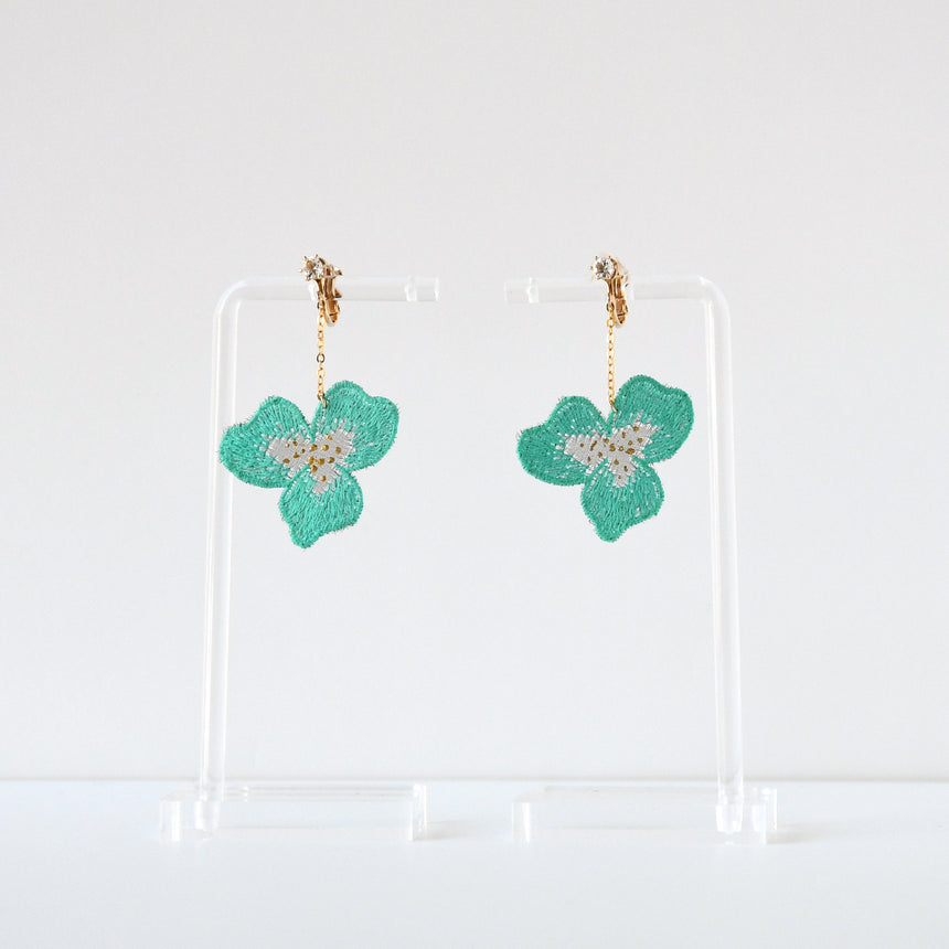 tint series pansy/earring S jade