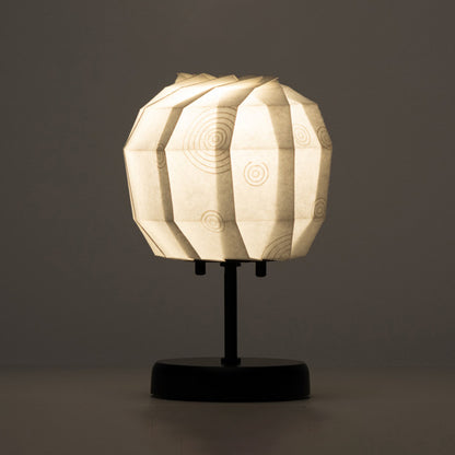 折灯華という名のスタンド照明　白・渦