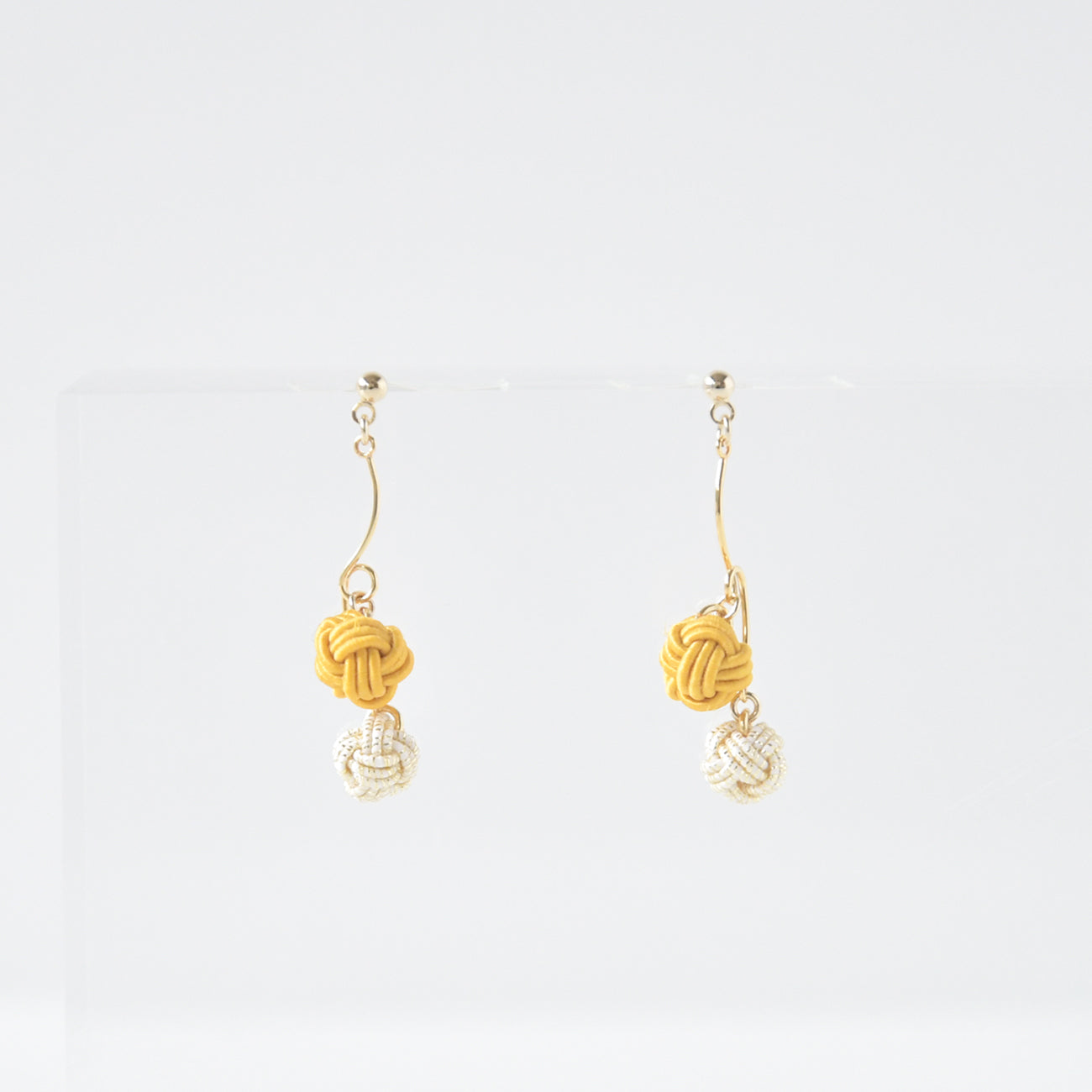 水引 玉結びピアス 全5色 / no.1926 – MOCAD ONLINE SHOP