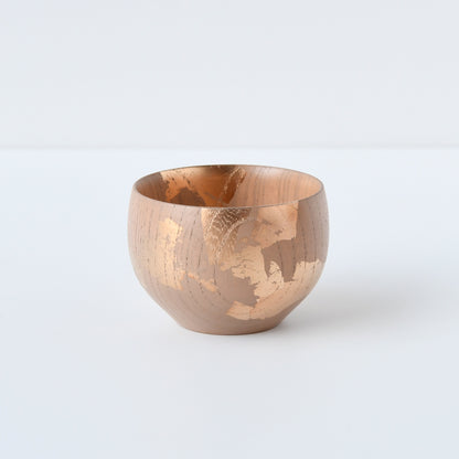 欅色摺り箔押し猪口 白