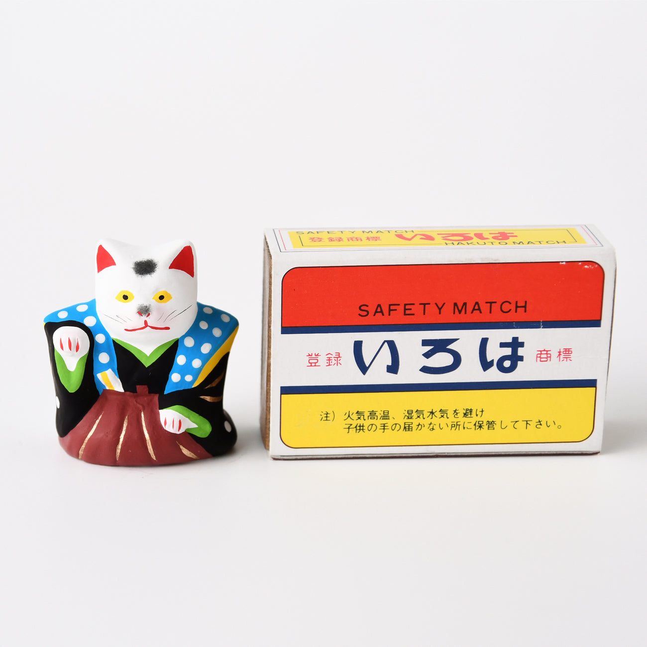 伏見人形 裃招き猫（小・右手） | 京都の伝統工芸品の通販サイト