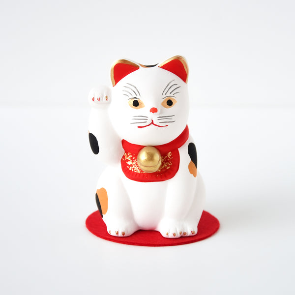 開運招福縁起物 福招き猫 三毛 / 島田耕園人形工房 – MOCAD ONLINE SHOP