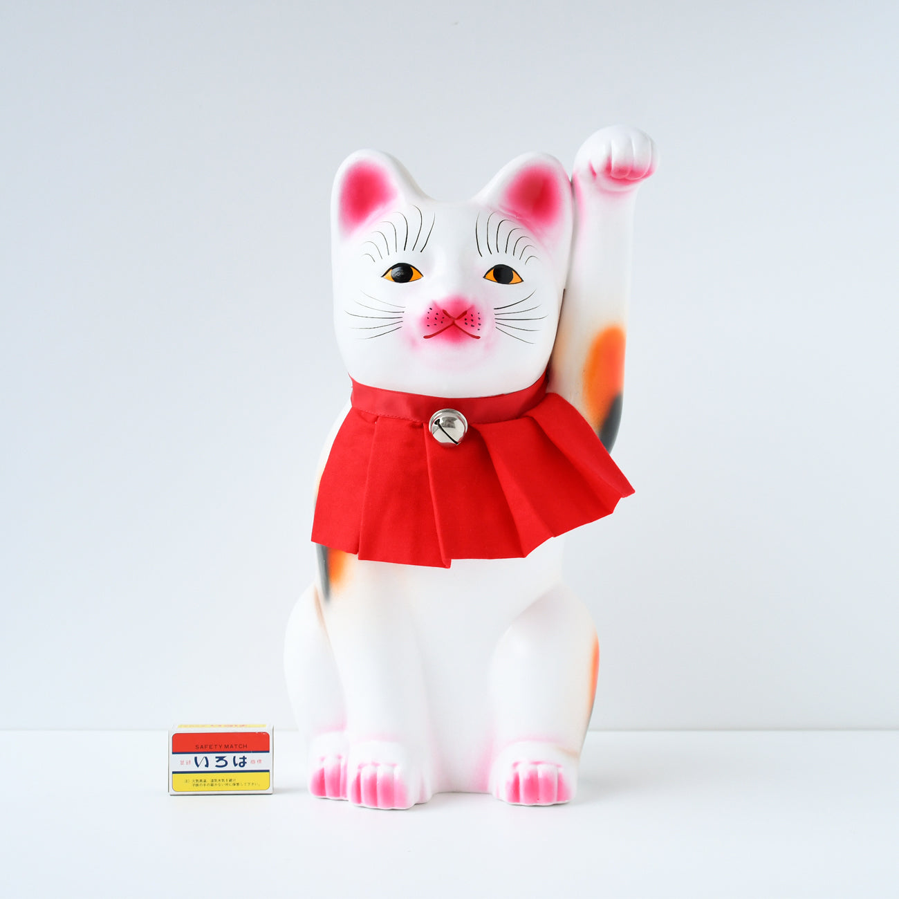 招き猫 左手 三毛 一尺二寸 / 小田人形 | 京都の伝統工芸品の通販