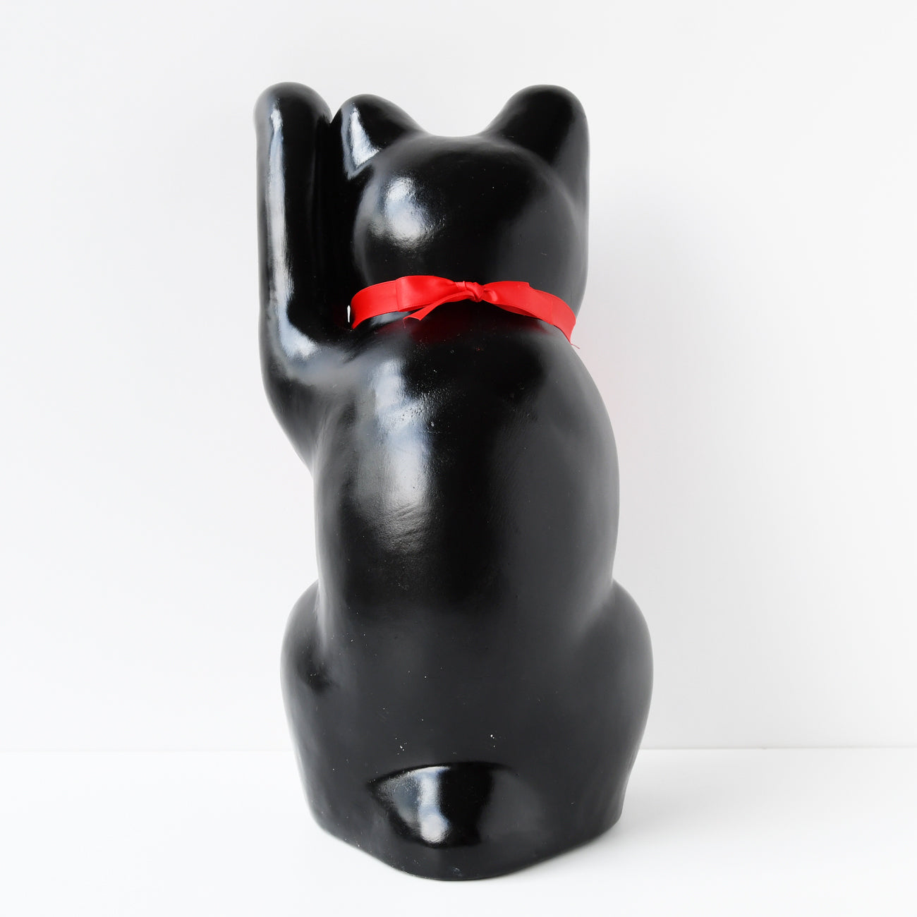 招き猫 左手 黒 一尺二寸 / 小田人形 | 京都の伝統工芸品の通販サイト