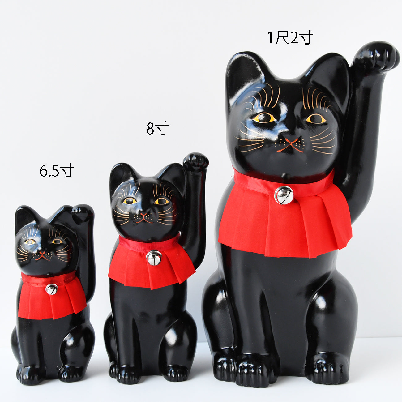 招き猫 左手 黒 一尺二寸 / 小田人形 – MOCAD ONLINE SHOP