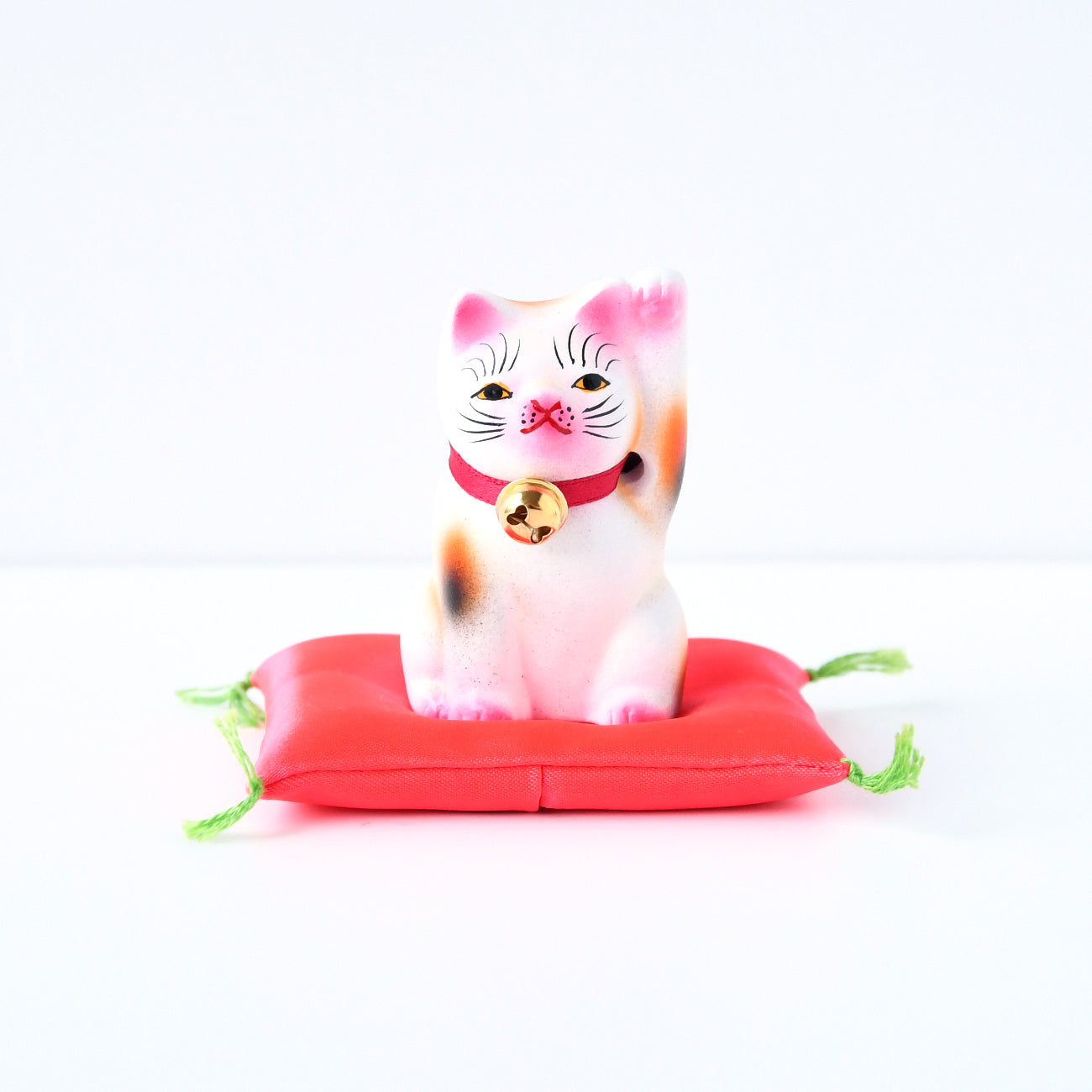 招き猫 豆 / 小田人形 – MOCAD ONLINE SHOP