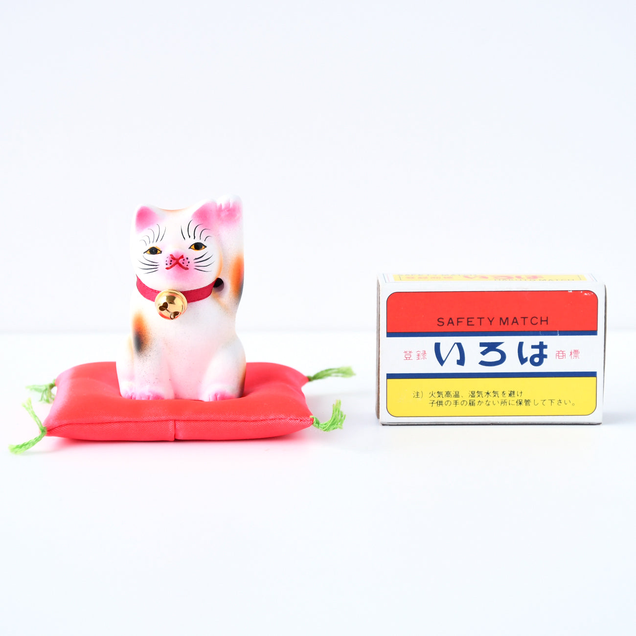 招き猫 豆 / 小田人形 | 京都の伝統工芸品の通販サイト – MOCAD ONLINE