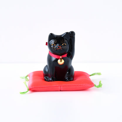 豆招き猫 左手黒 / 小田人形