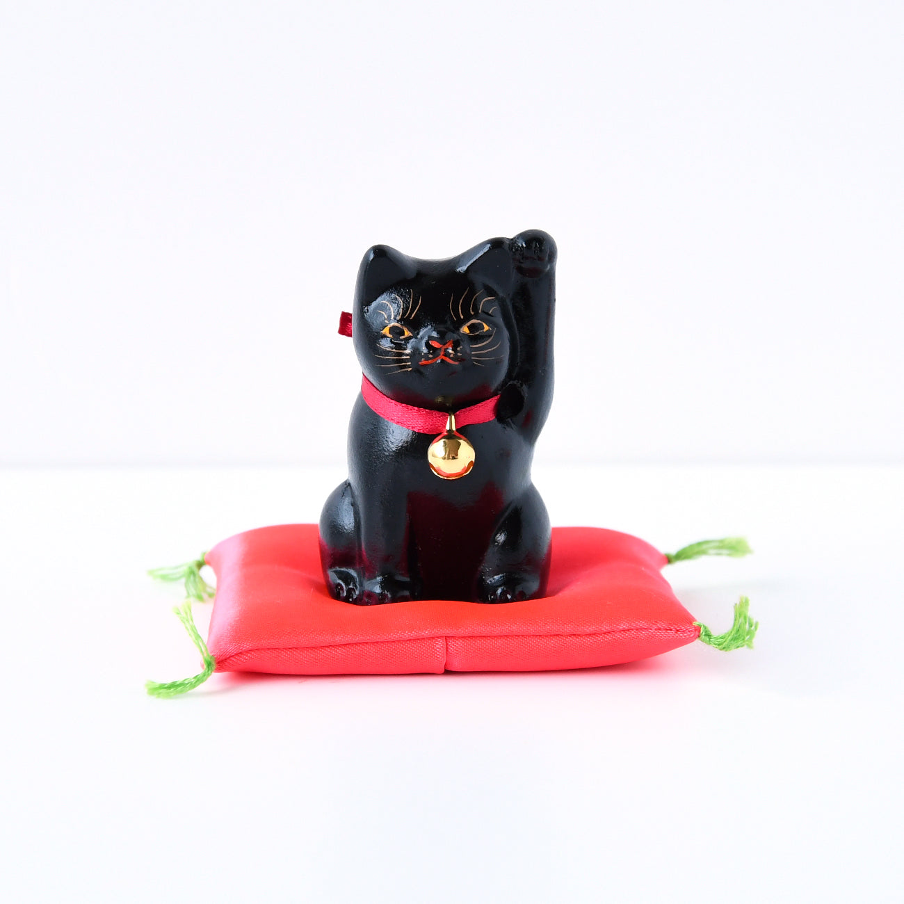 招き猫 豆 / 小田人形 – MOCAD ONLINE SHOP