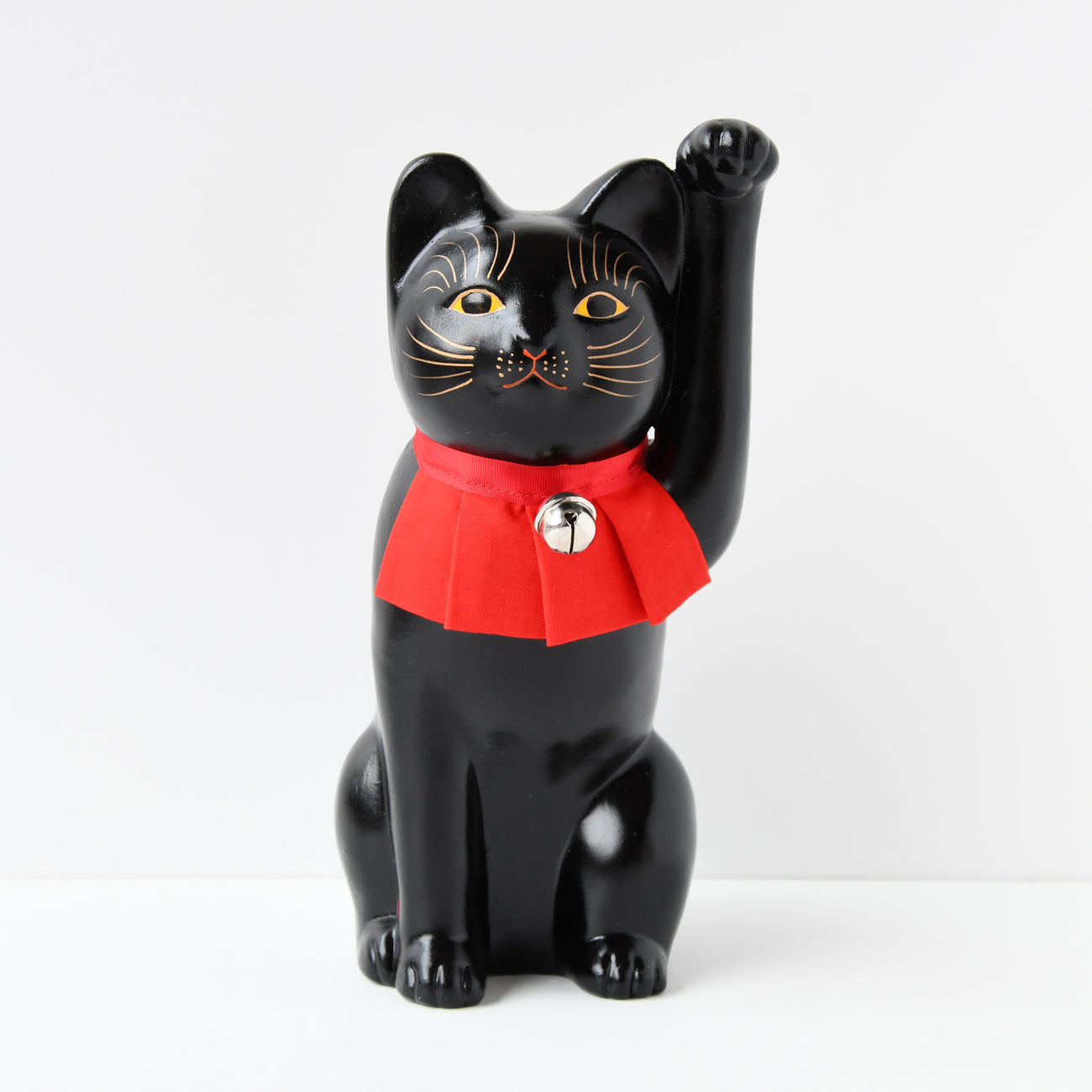 招き猫 8寸 / 小田人形 – MOCAD ONLINE SHOP