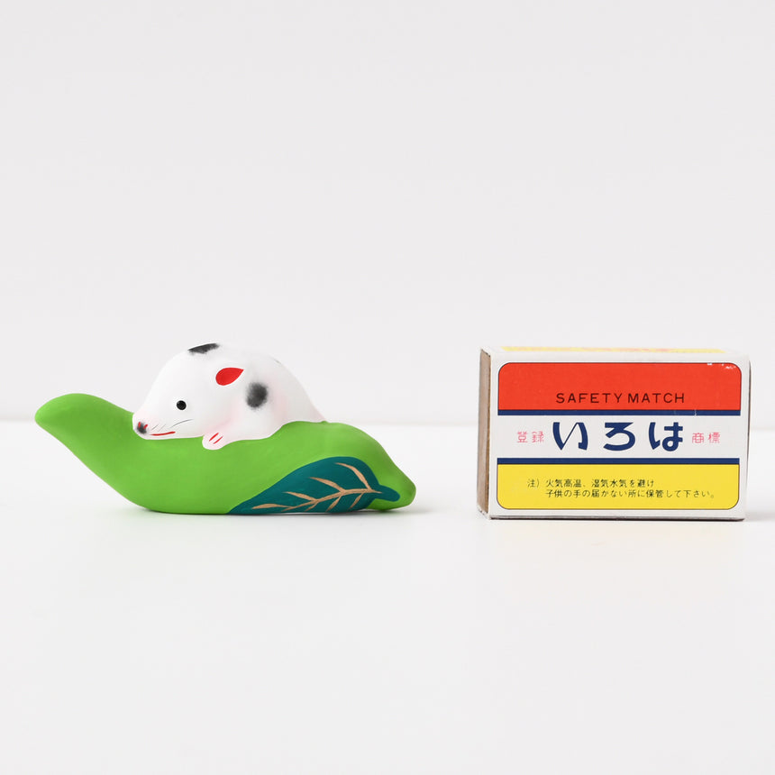 伏見人形　唐辛子鼠（横） (緑)とマッチ箱