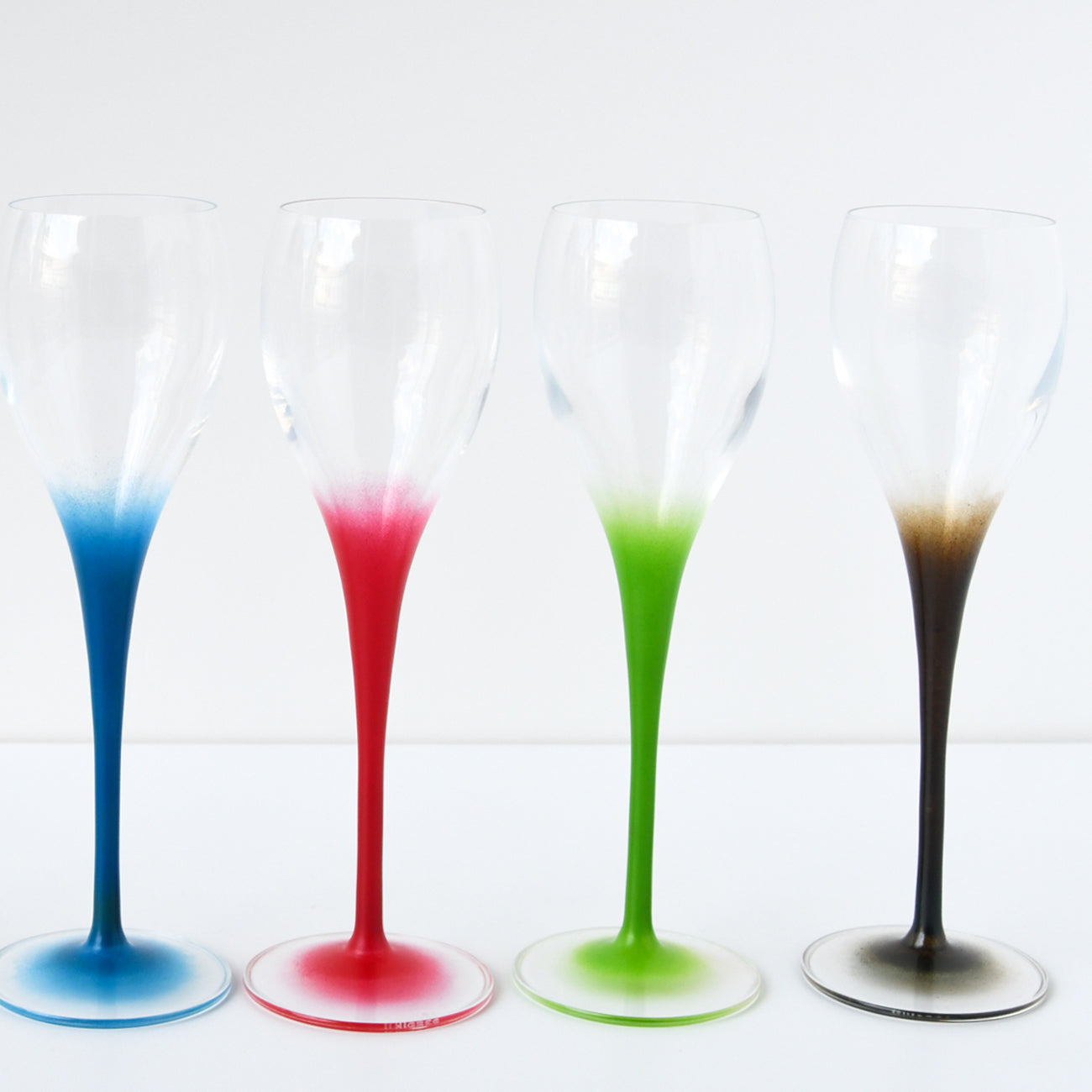 漆グラス「はなひらく」シャンパングラス / no.2772 – MOCAD ONLINE SHOP