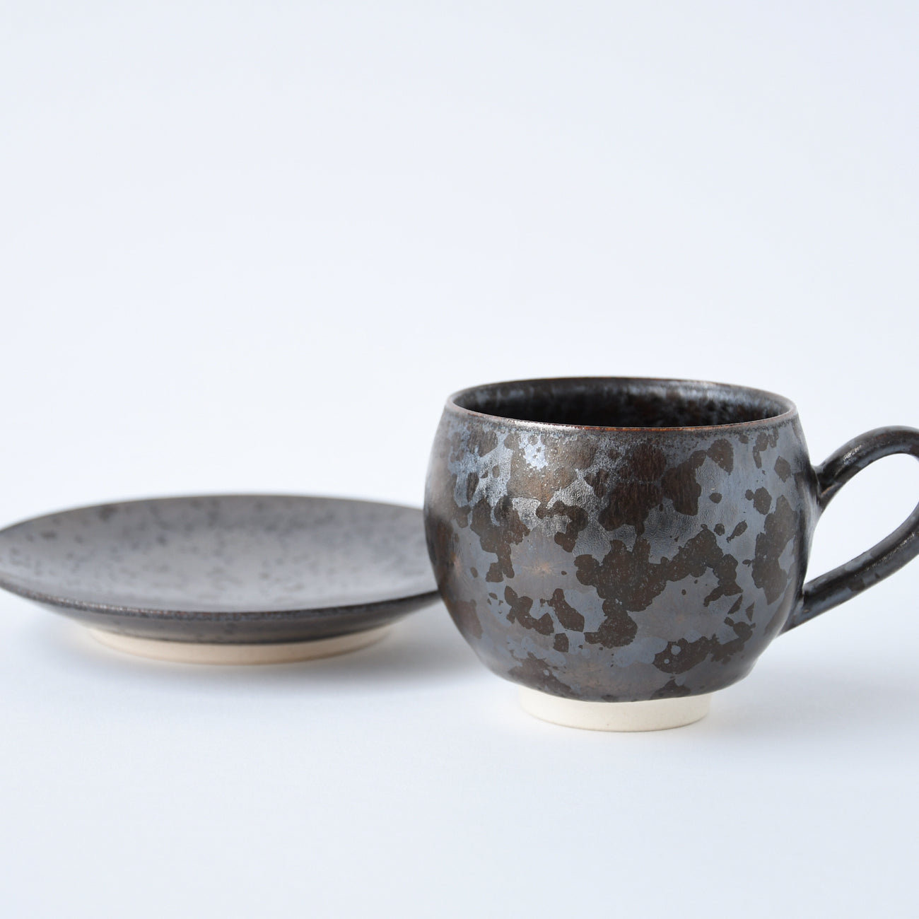 結晶天目珈琲碗皿 B / no.2966 | 京都の伝統工芸品の通販サイト
