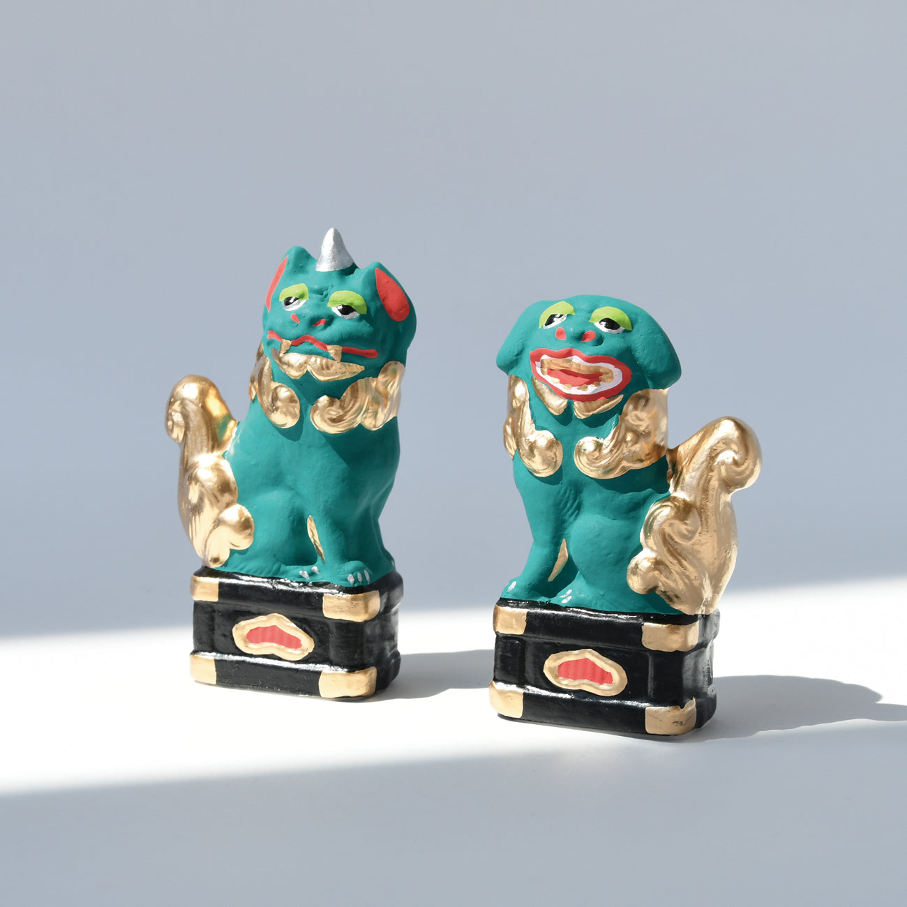 伏見人形 狛犬（豆） – MOCAD ONLINE SHOP