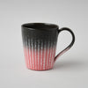釉泥彩マグカップ 黒×赤