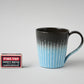 釉泥彩マグカップ 黒×青
