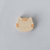 桐製 ねこ形宝小箱 柄（小）はちわれ 茶トラ 金