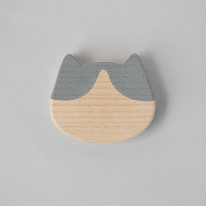 桐製 ねこ形宝小箱 柄（大）グレー