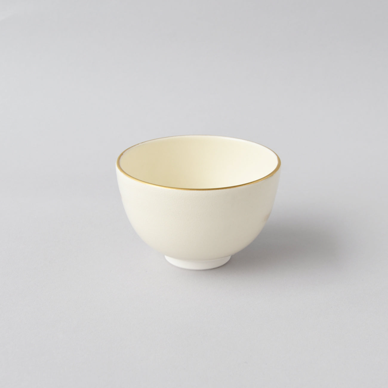 白菊金彩小茶盌 / no.3425 | 京都の伝統工芸品の通販サイト – MOCAD