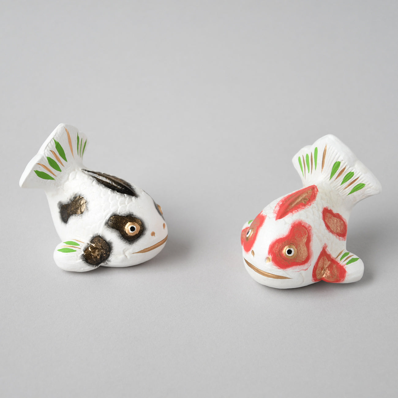 伏見人形 金魚 小 黒 / no.3469 | 京都の伝統工芸品の通販サイト