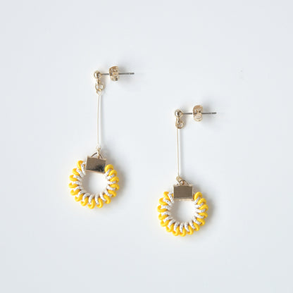 水引 maru ピアス　黄色