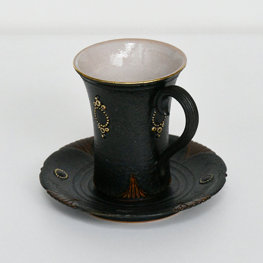 Coffee bowl plate with flower design on gold iron glaze / no.1366