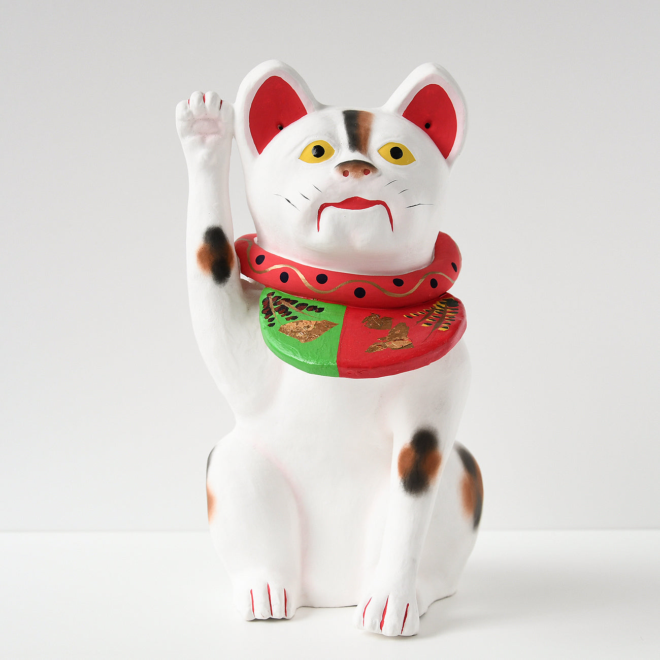 伏見人形 招き猫（九寸） – MOCAD ONLINE SHOP