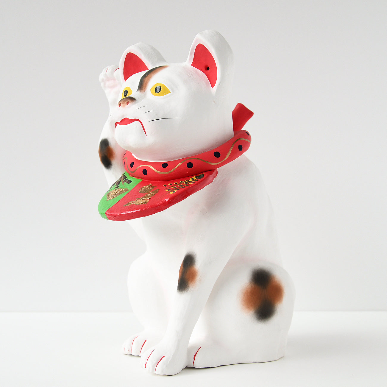 伏見人形 招き猫（九寸） – MOCAD ONLINE SHOP