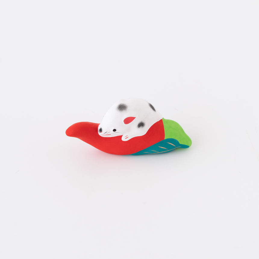 Fushimi doll chili pepper mouse (horizontal)