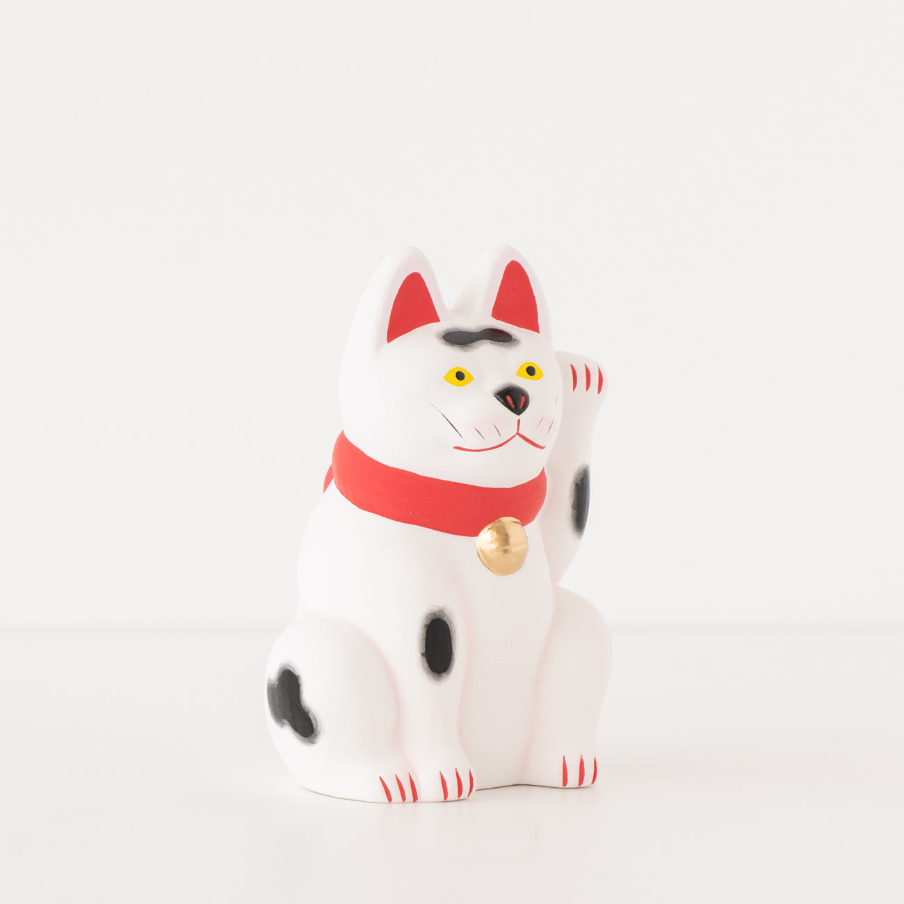伏見人形 招き猫（小） | 京都の伝統工芸品の通販サイト – MOCAD