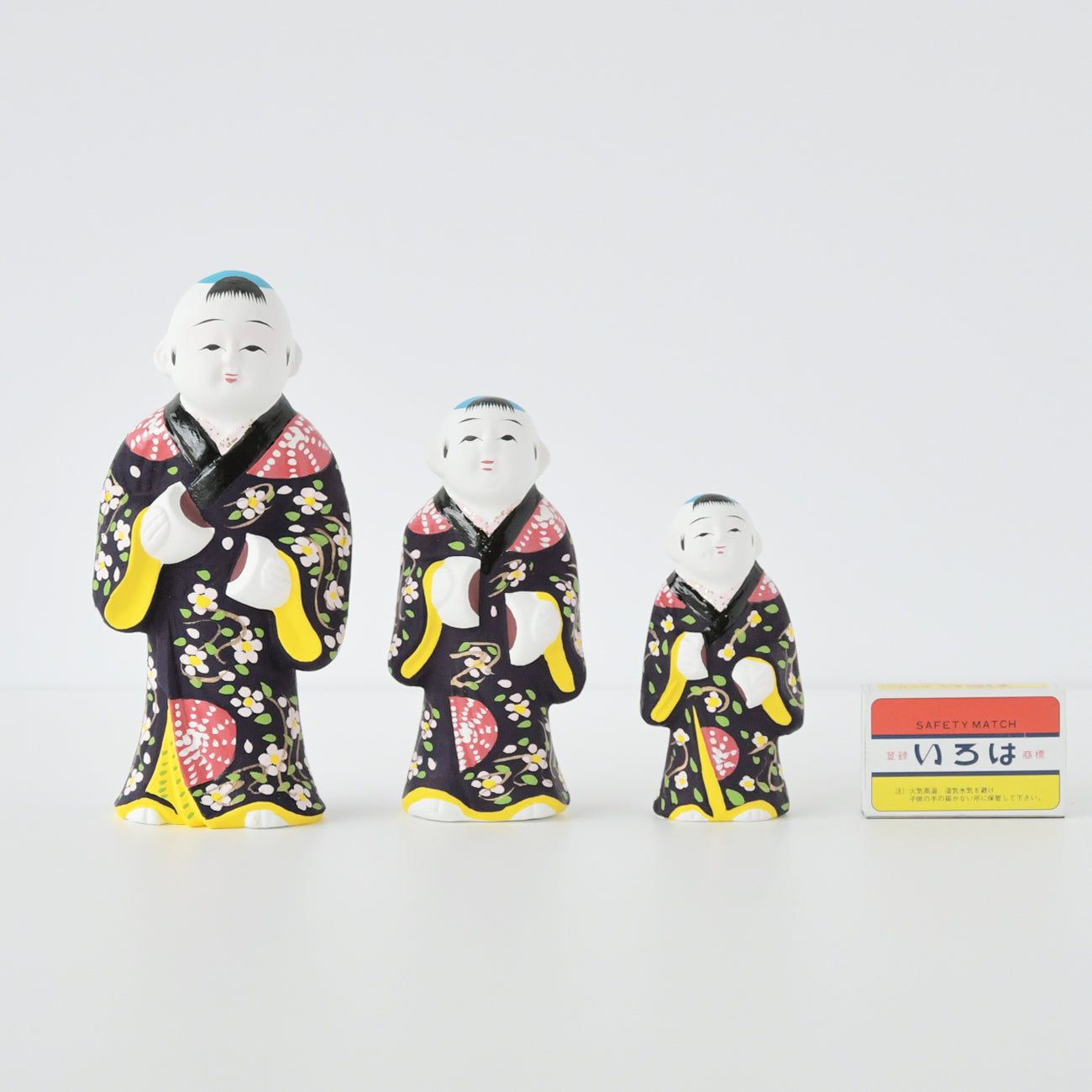 伏見人形 饅頭食い（中） – MOCAD ONLINE SHOP