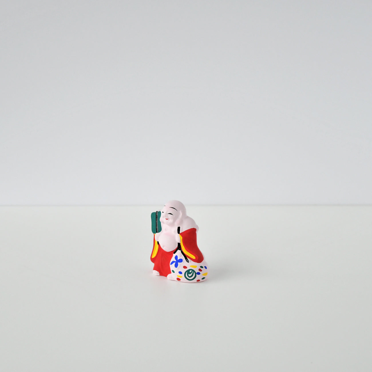 伏見人形 布袋尊・小 | 京都の伝統工芸品の通販サイト – MOCAD ONLINE SHOP