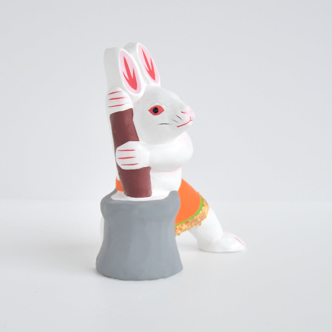 伏見人形 餅つき兎 – MOCAD ONLINE SHOP