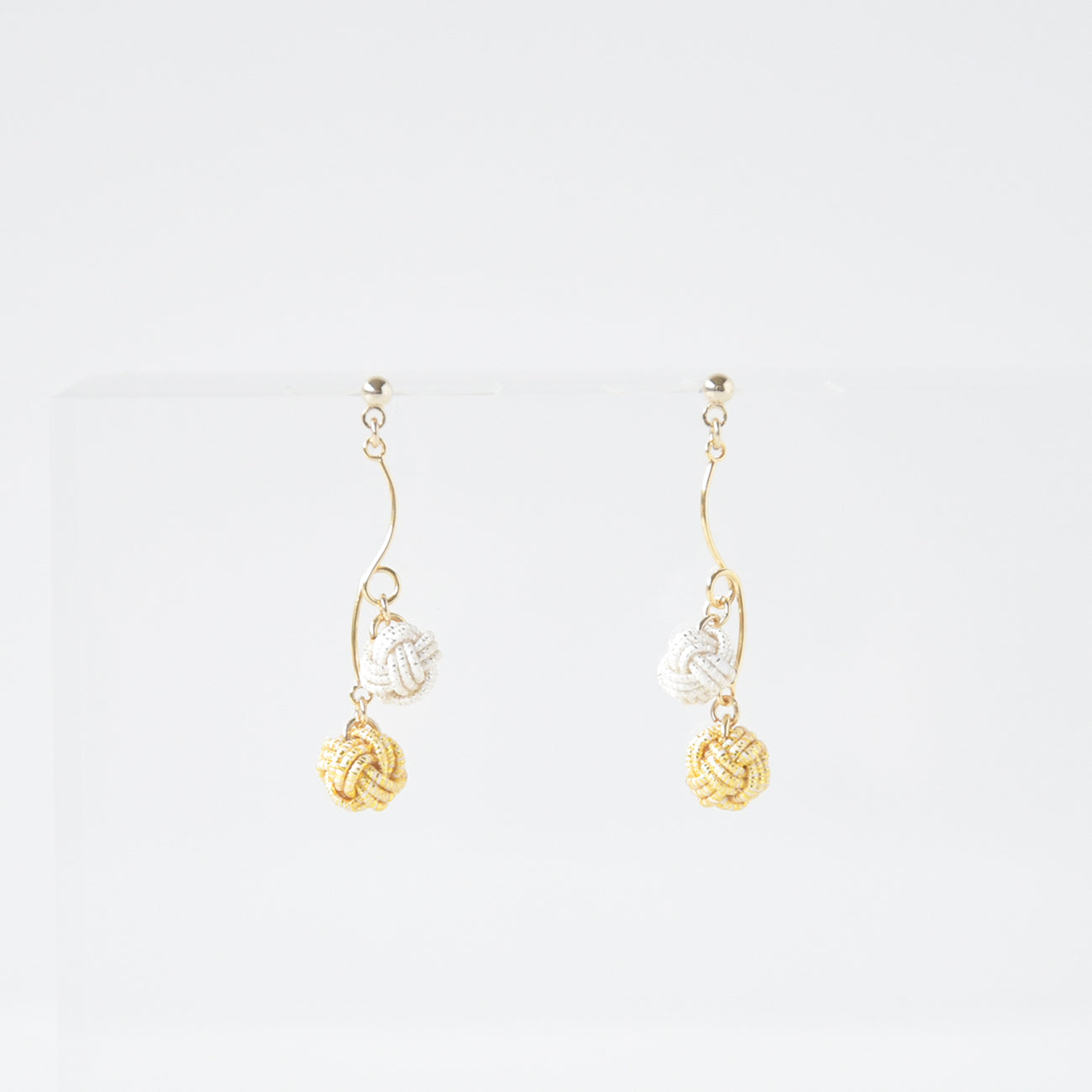 水引 玉結びピアス 全5色 / no.1926 – MOCAD ONLINE SHOP