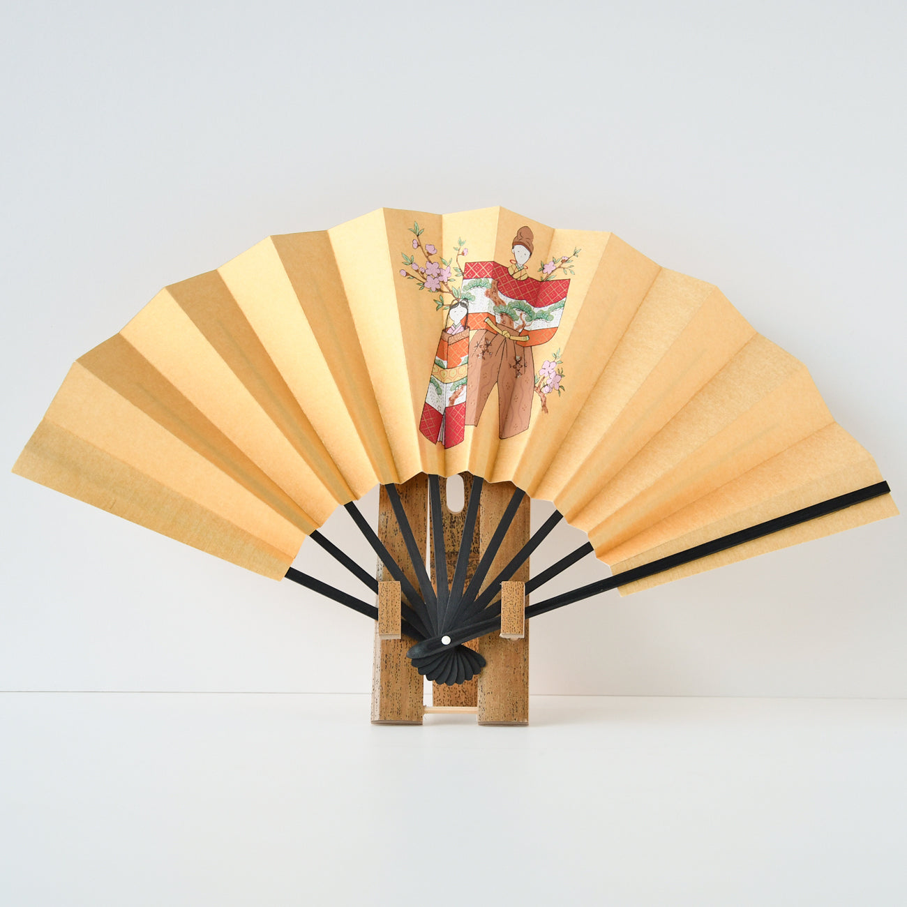 飾扇子（お雛様／兜）7.5寸 | 京都の伝統工芸品の通販サイト – MOCAD