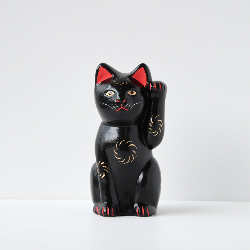 伏見人形　黒招き猫