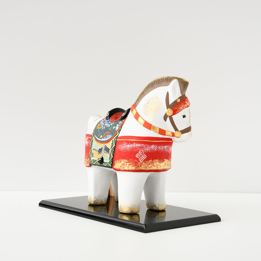 Kyoto pottery doll with gold decoration horse / Oda Masu